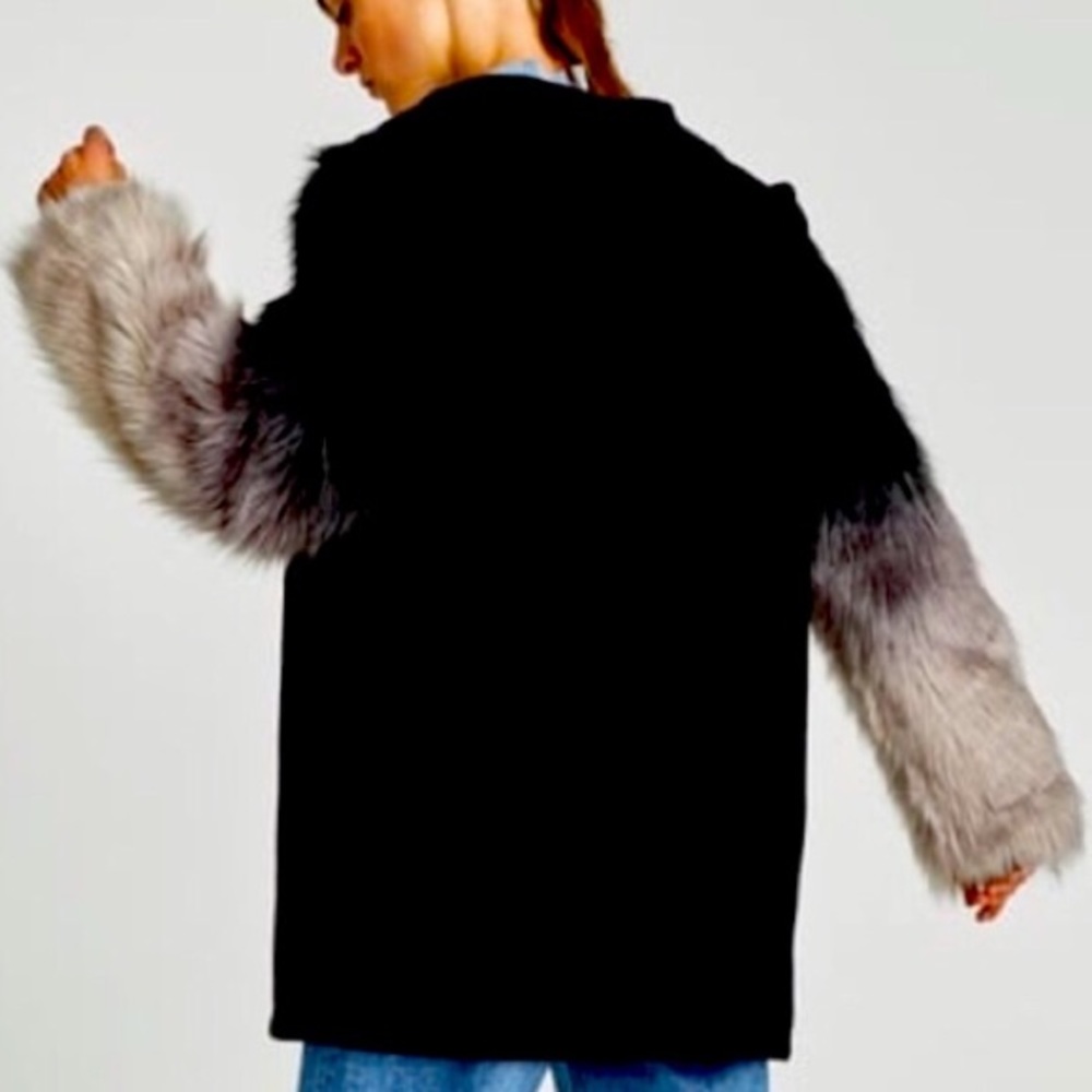 HOST PICK Last One! Sweatshirt/Coat w/Faux Sleeves - Picture 2 of 12